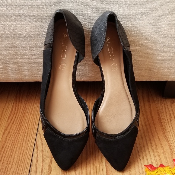 2×$20 ALDO Black Leather Pointed Toe Flats Sz 9 - Picture 2 of 8